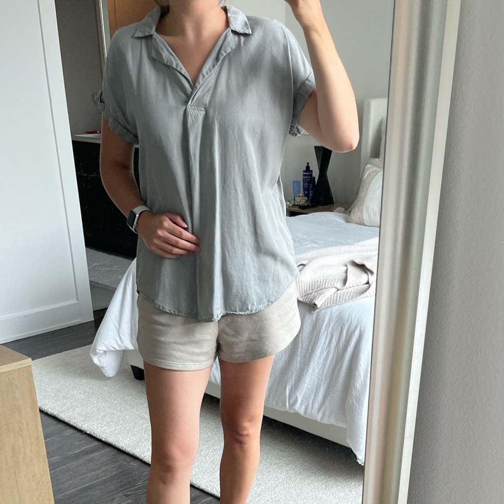 Gray top